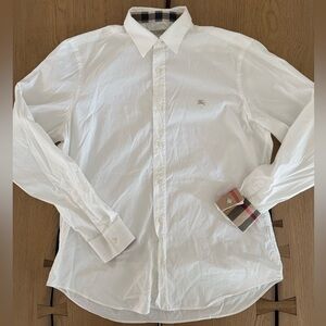 Burberry Men’s White Shirt- inside cuffs and collar signature plaid. Size Large!